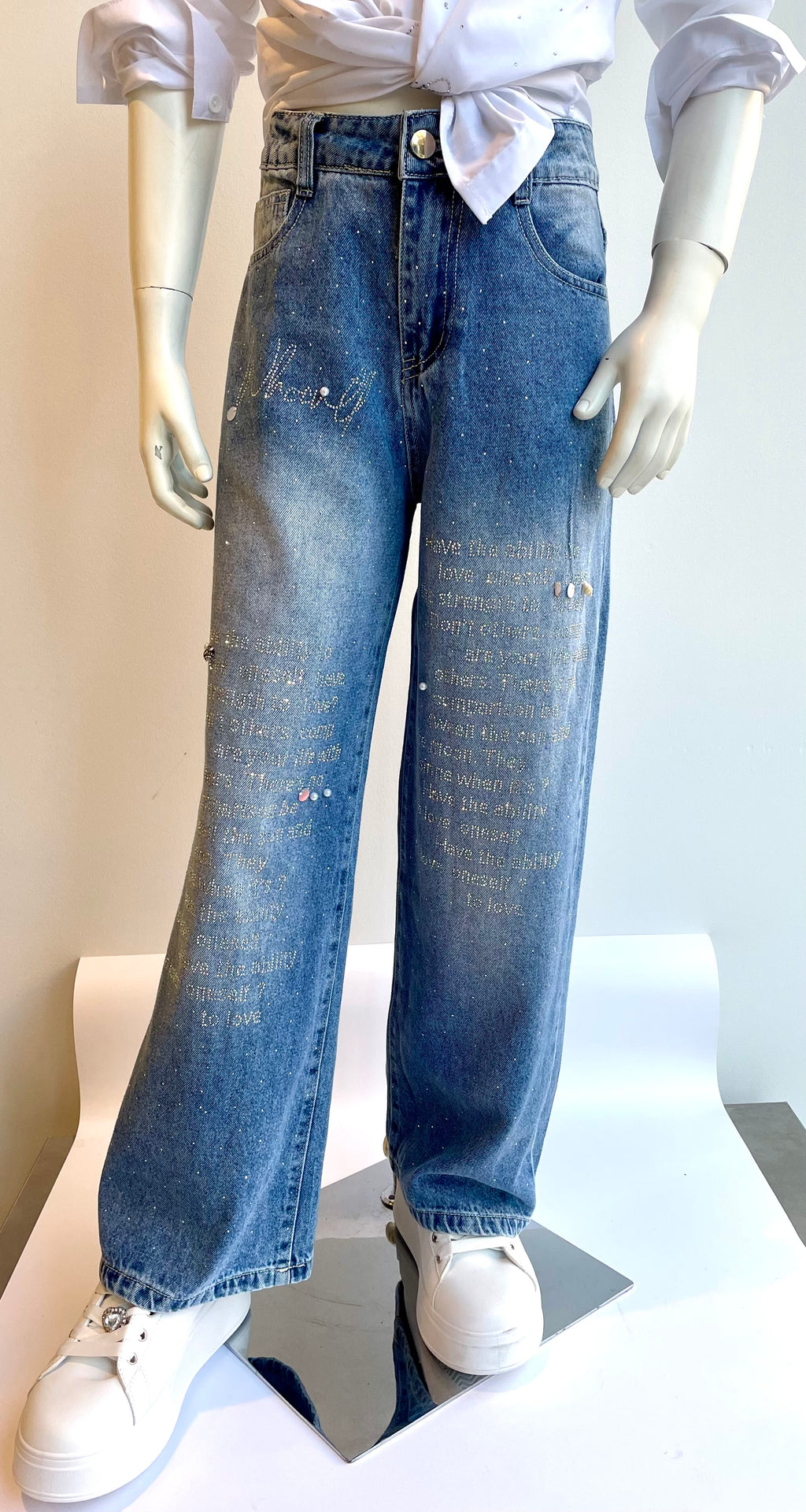 Jeans  bambina con scritte e strass