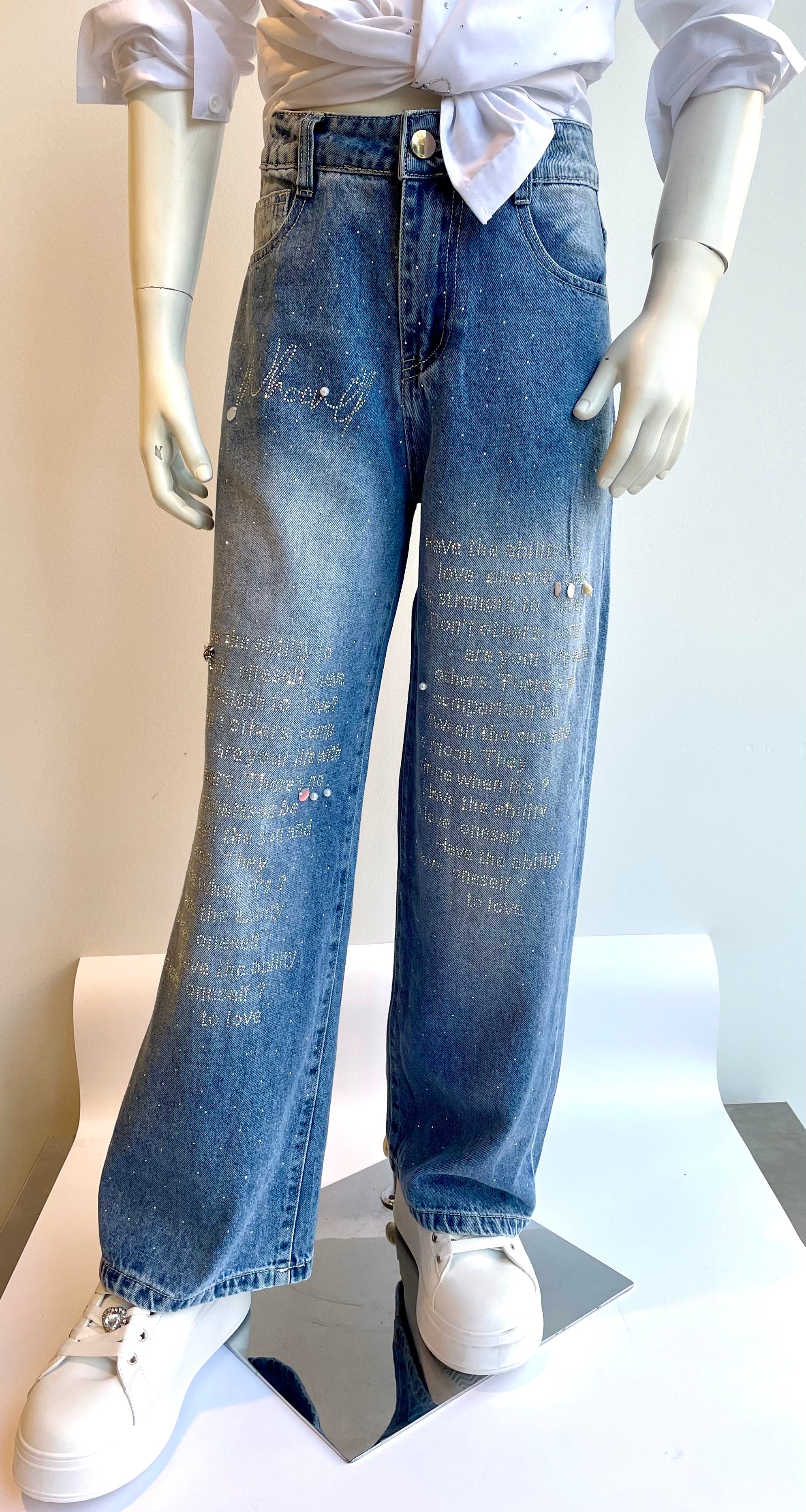 Jeans  bambina con scritte e strass